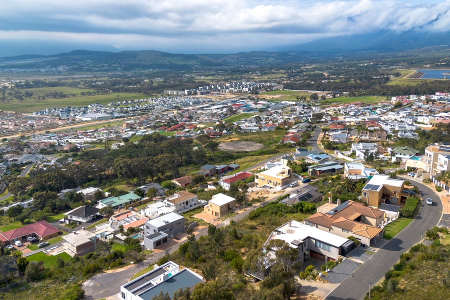 0 Bedroom Property for Sale in Gordon Heights Western Cape